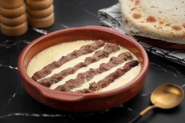 كباب ارمني باللبن/ Armenian kebab with yogurt